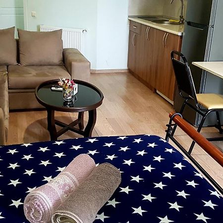 Apartment Alexidze Tbilisi Buitenkant foto