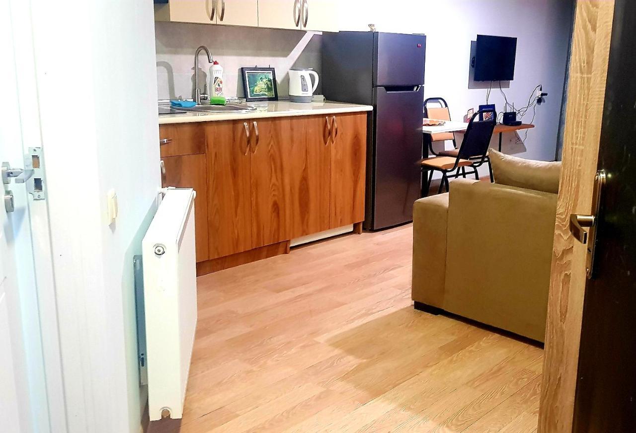 Apartment Alexidze Tbilisi Buitenkant foto